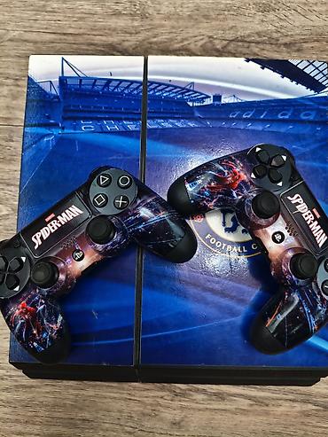 диски на playstation 3: PlayStation 4 (PS4) с тематическим оформлением “Chelsea FC” + два — 2