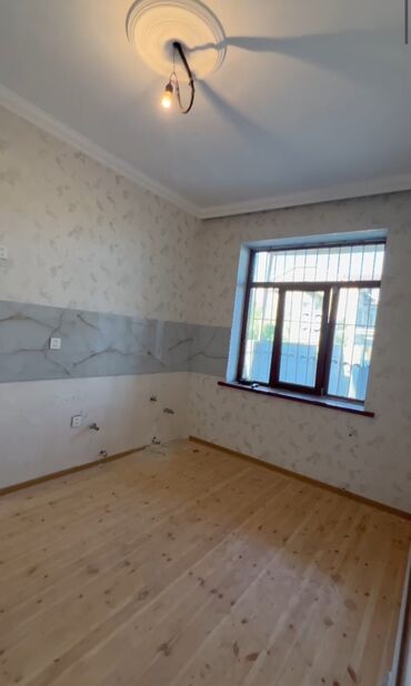 Həyət evləri və villaların satışı: Binəqədi qəs. 4 otaqlı, 120 kv. m, Yeni təmirli — 5