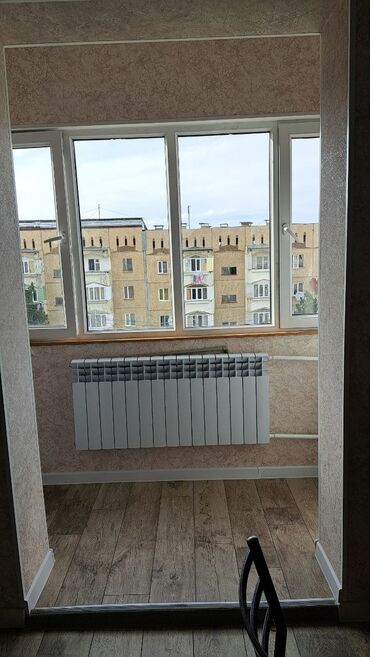 Продажа комнат: Продаётся светлая и просторная 3-комнатная квартира (105 серия) Адрес — 4