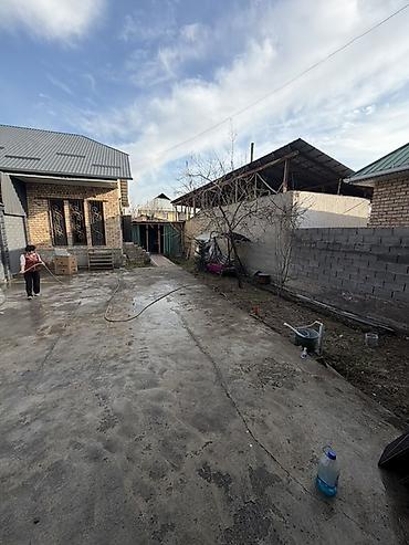 Продажа коттеджей и домов: Дом с участком - Кирпичный частный дом с металлической крышей и — 6