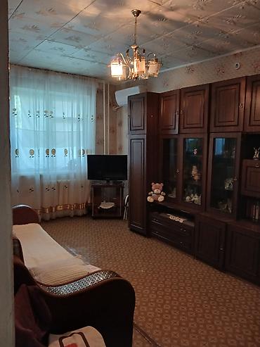 балыкчы бу: 2 бөлмө, 49 м², 105-серия, 1 кабат, Эски ремонт — 1