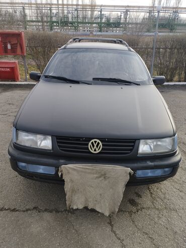 Volkswagen: Volkswagen Passat: 1994 г., 1.8 л, Механика, Бензин, Универсал — 1