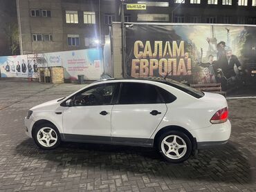 купить диски на фольксваген гольф 4: Volkswagen Polo Sedan, белый цвет, 4 двери, передний привод. Кузов: -