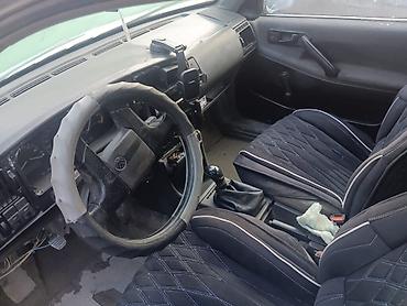 Volkswagen: Volkswagen Passat: 1989 г. — 4