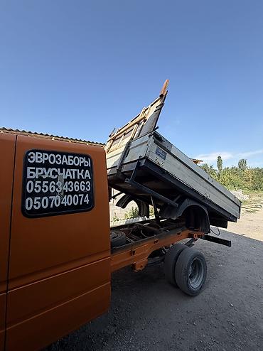 спринтер мотор: Mercedes-Benz Sprinter грузовой бортовой, оранжевый. Состояние — 9
