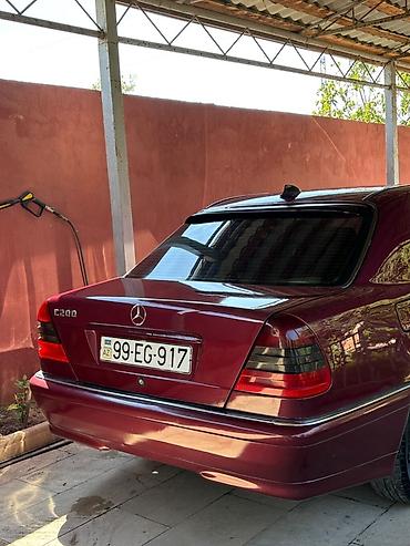 Mercedes-Benz: Mercedes-Benz C 180: 2 l | 1997 il Sedan — 3