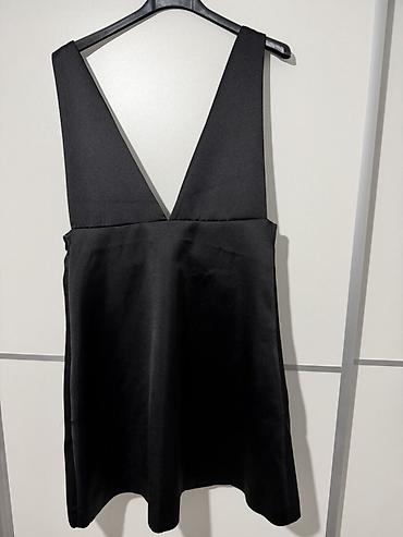 boja mint: ZARA mini haljina bez rukava u crnoj boji. - Model: kratka — 2