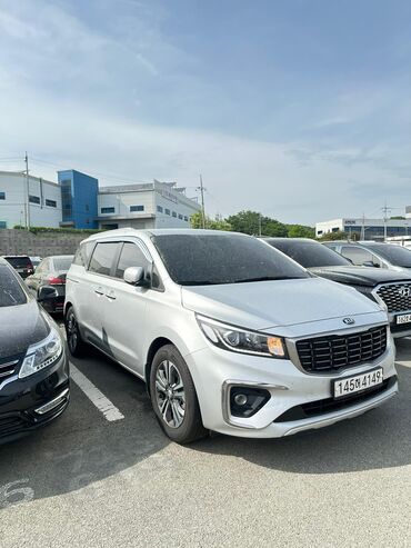 сигналы на авто: Kia Carnival: 2020 г., 2.2 л, Типтроник, Дизель, Минивэн