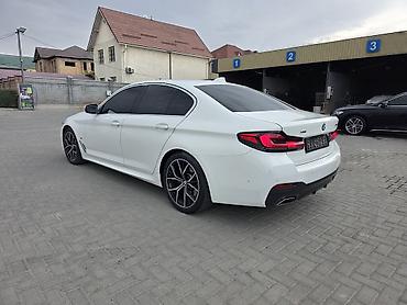 диски шины бмв: BMW 5 series: 2022 г., 2 л, Типтроник, Бензин, Седан — 4