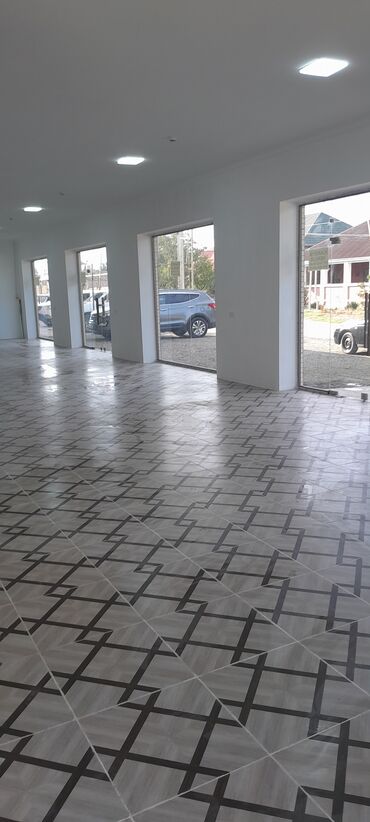 Mağazalar: Salam aleykum xacmaz niyazabad yolu pive zavodun yanı 200 kvadrat tam — 20