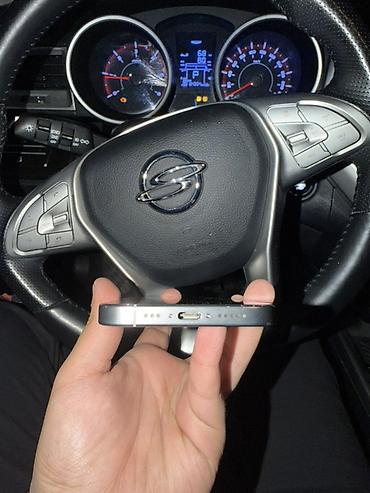 Apple iPhone: IPhone 16 Pro, Б/у, 128 ГБ, Natural Titanium, Зарядное устройство, Чехол, 88 % — 6