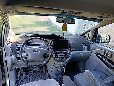 smart open: Toyota Avensis Verso: 2000 г., Минивэн — 1
