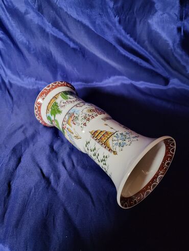 Ostali kućni dekor: Vaza nova 70te,rucno oslikana Istocna Nemacka. Porcelanska — 8