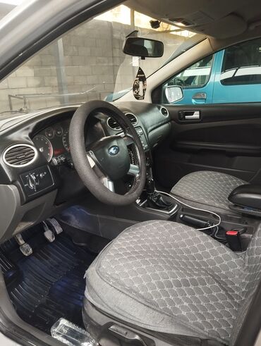 Ford: Ford Focus: 2008 г., 1.6 л, Механика, Бензин, Седан — 8