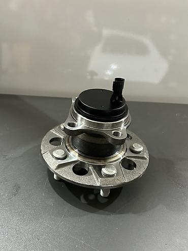 radius teker merkezi: Toyota Corolla Üçün Arxa Stupitsa — 5