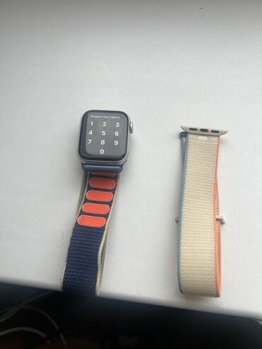 Apple Watch: Продаю Apple Watch 6 40мм Покупались новыми зарядку держит сутки с