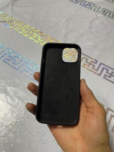 Apple iPhone: IPhone 14 на 256 гб АКБ 76 (плоские грани, двойная камера — 7