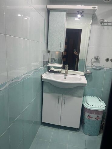 Uzunmüddətli kirayə mənzillər: Yasamal rayonu, Mətbuat prospekti, BDU-nun yaxınlığında, 9 mərtəbəli — 27