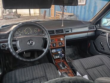 мерседес бенц ешка: Mercedes-Benz W124: 1990 г., 2.2 л, Автомат, Бензин, Универсал