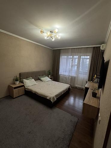 Продажа квартир: 3 комнаты, 72 м², 4 этаж — 3