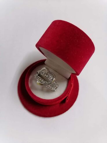 Prstenje: Vel:11
Cena:1000din. K — 4