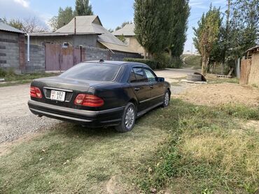 Mercedes-Benz: Mercedes-Benz E-Class: 1999 г., 2 л, Механика, Бензин, Седан