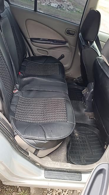 Nissan: Nissan Almera: 2001 г., 1.5 л, Механика, Бензин, Хэтчбэк — 8