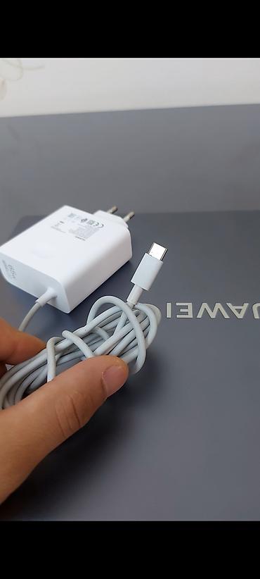 huawei matebook d15: Kompyuter ( notebook ) satilir. 1800 Azn qiymeti olub. Endirimle 1300 — 2