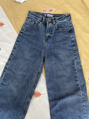 джинсы мужской: Джинсы и брюки, цвет - Синий, Б/у
