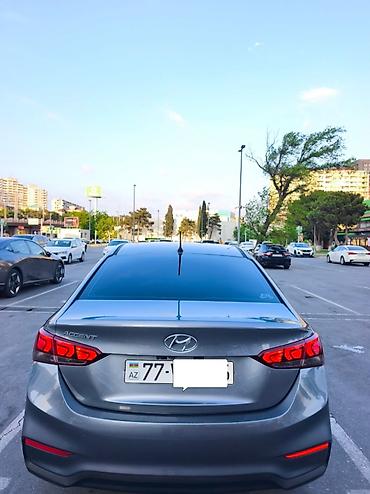 hunday accent 2012: Hyundai Accent: 1.6 l | 2018 il Sedan — 3