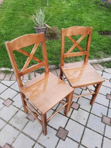 Stolice: Stolice X
Drvo kuvana bukva
Cena: 33 evra po komadu — 5