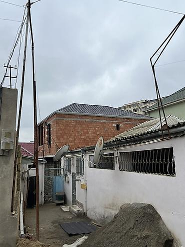 tikinti işləri: Peşəkar dam örtüyü və çardaq işləri xidməti Təklif etdiklərimiz: - — 1
