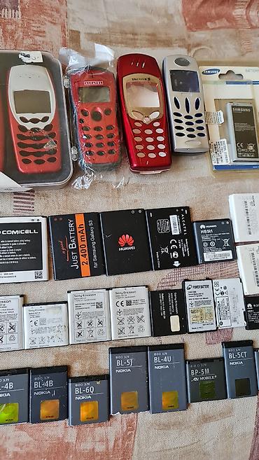 iphone tablet: Veliki lot starih baterija za mobilne telefone + maskice/kućišta za — 4