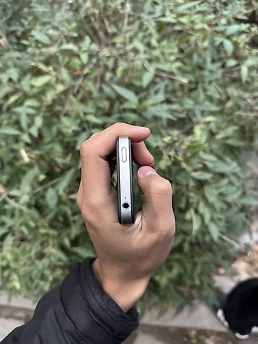 ломбард айклауд: IPhone Air, Б/у, < 16 ГБ, Jet Black, Зарядное устройство, 100 % — 6