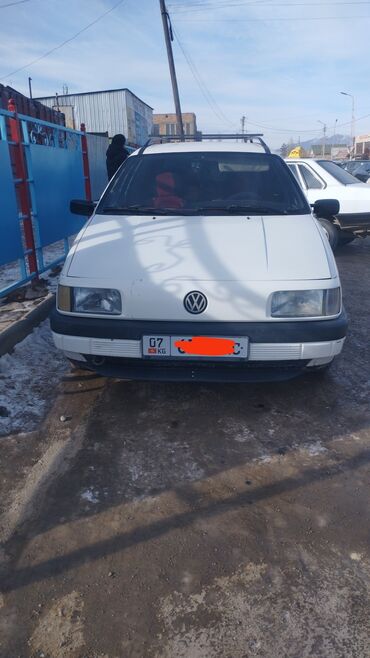 Volkswagen: Volkswagen Passat: 1992 г., 1.8 л, Механика, Бензин, Универсал