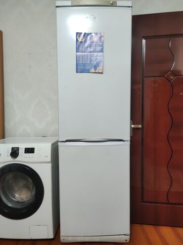 2х камерный холодильник: Холодильник Indesit, Б/у, Двухкамерный, De frost (капельный), 190 *