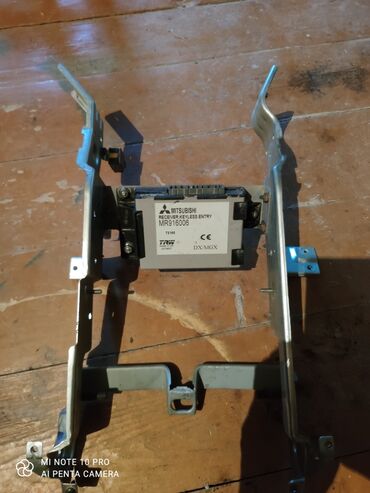 Двигатели, моторы и ГБЦ: Дизельный мотор Mitsubishi 2003 г., 1.9 л, Б/у, Оригинал — 11