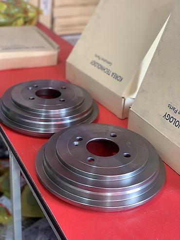 Другие детали ходовой части: Комплект оригинальных запчастей для Hyundai/Kia (Korea): 1) Ступица в — 12