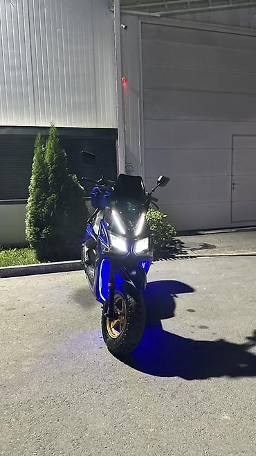 t max: Срочна сатылат состоения идеал Скутер 50–150 см³ (визуально — 2