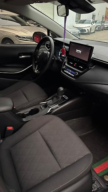 Продажа авто: Toyota Corolla: 2023 г., 1.8 л, Вариатор, Гибрид, Седан — 7