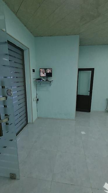 aşağda: Lökbatanda, mədəniyyət evi, Polis idarəsini, poliklinika, kimi böyük — 5