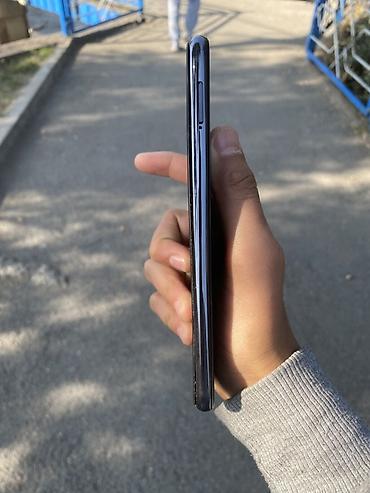 honor 9d: Смартфон Meizu (серия с тройной камерой) - Экран: полноразмерный — 2