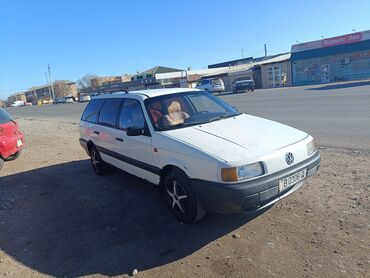 блок пассат: Volkswagen Passat: 1992 г., 1.8 л, Механика, Бензин, Универсал