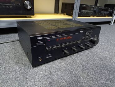 Pojačala i prijemnici: Yamaha RX-395 AM/FM Stereo Receiver Specifications Tuning range — 3