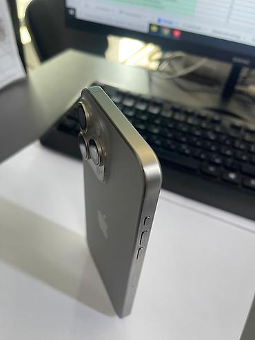 mini iphone: IPhone 15 Pro Max, Б/у, 256 ГБ, Natural Titanium, Защитное стекло — 4
