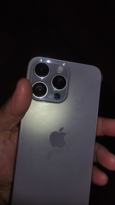 Redmi: IPhone 15 Pro Max, Gümüşü