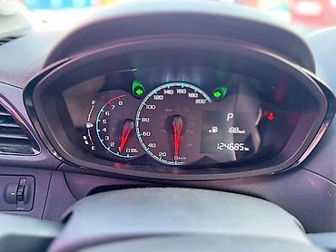 Chevrolet: Chevrolet Spark: 2016 г., 0.1 л, Автомат, Бензин, Хэтчбэк — 7