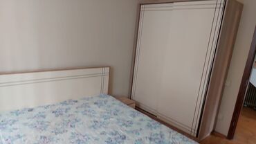 Həyət evləri və villaların satışı: Pirşağı qəs. 4 otaqlı, 182 kv. m — 8