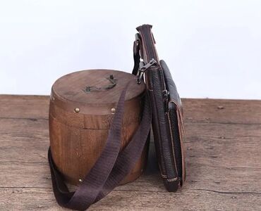 дорожная косметичка: Классическая сумка, Burberry, Турция, Материал: Натуральная кожа, Регулируемый ремень, Мужские, Новый