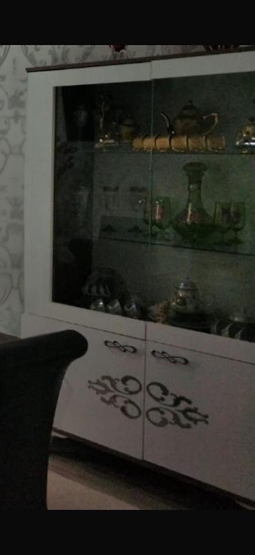 dolab skaf: Qonaq otağı və ya yemək sahəsi üçün nəzərdə tutulmuş dekorativ — 1
